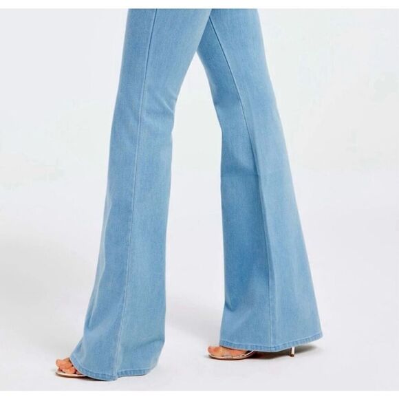 Good American Pull on Light Wash Flare Stretch Denim Jean NWT SIZE 2 - Picture 3 of 6